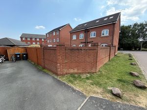 Standingwood Road